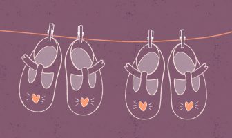 Est-ce que la Fécondation in Vitro (FIV) produit souvent des grossesses multiples?